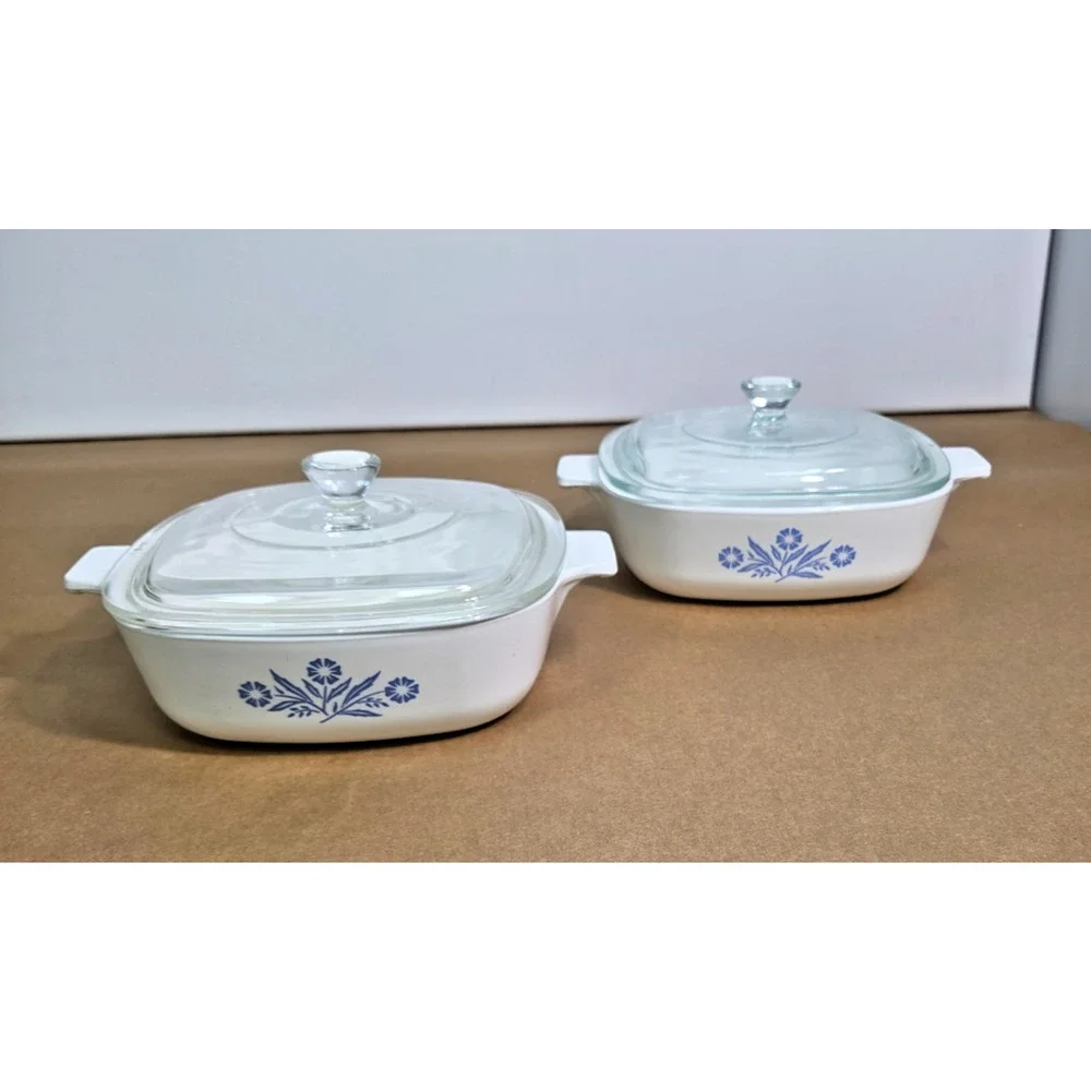 Two Vintage Corning Ware Blue Cornflower 1 Qt Casserole Dishes with Lids